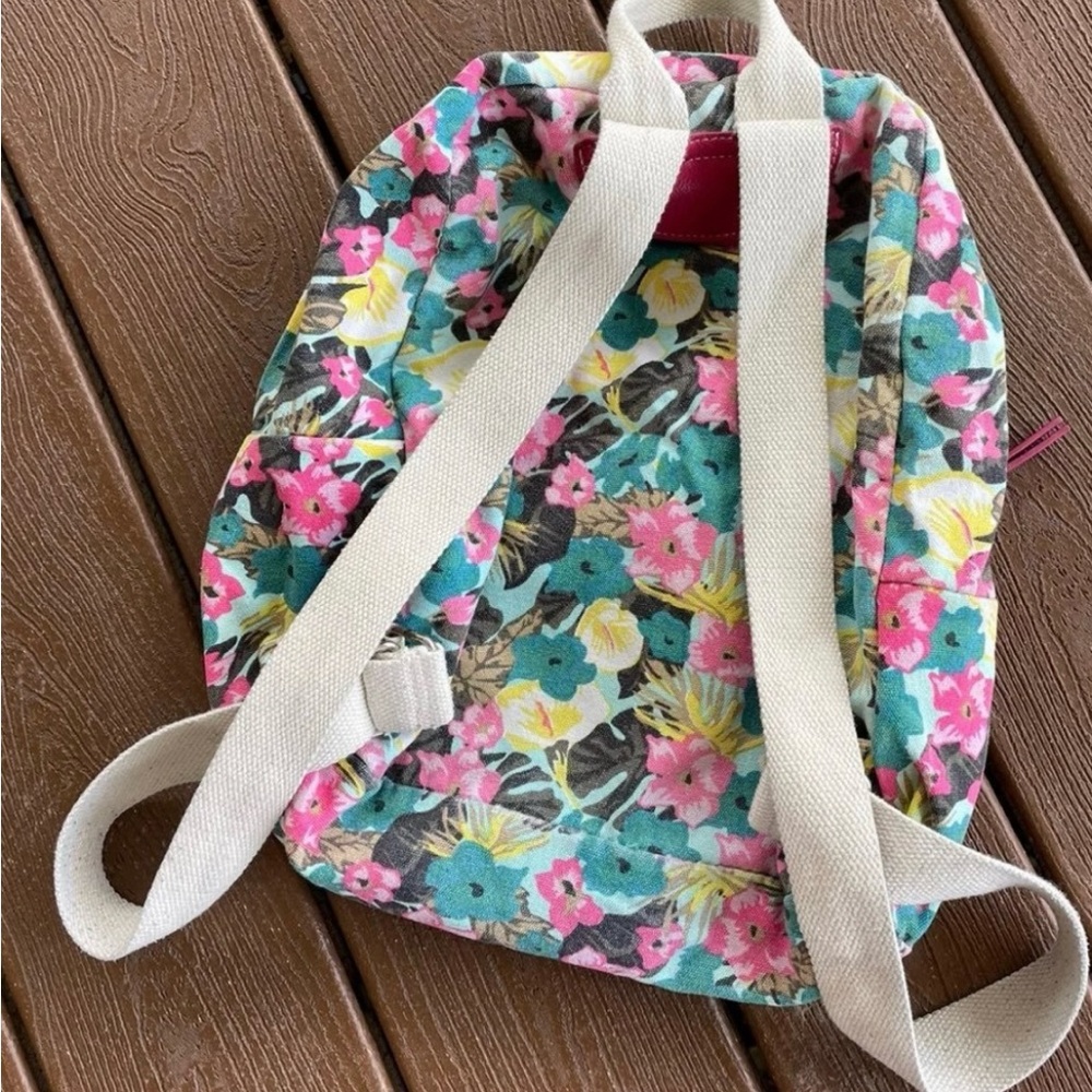 Backpack - Picture 2 of 2